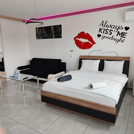Good Day Apartments- Private Parking New Town Щецин Экстерьер фото