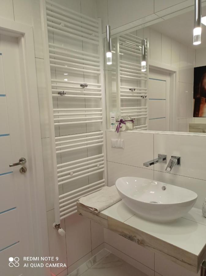 Good Day Apartments- Private Parking New Town Щецин Экстерьер фото