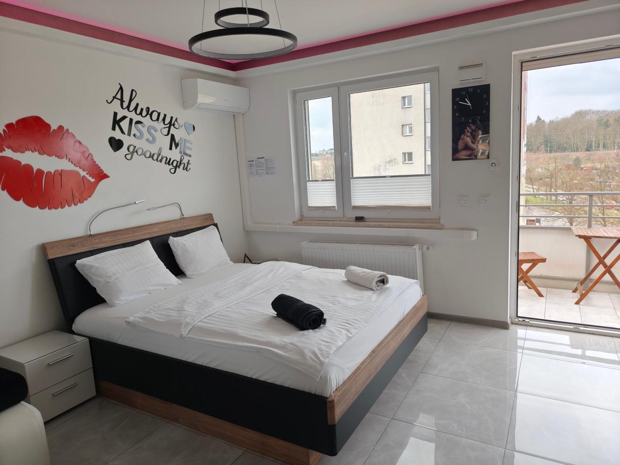 Good Day Apartments- Private Parking New Town Щецин Экстерьер фото