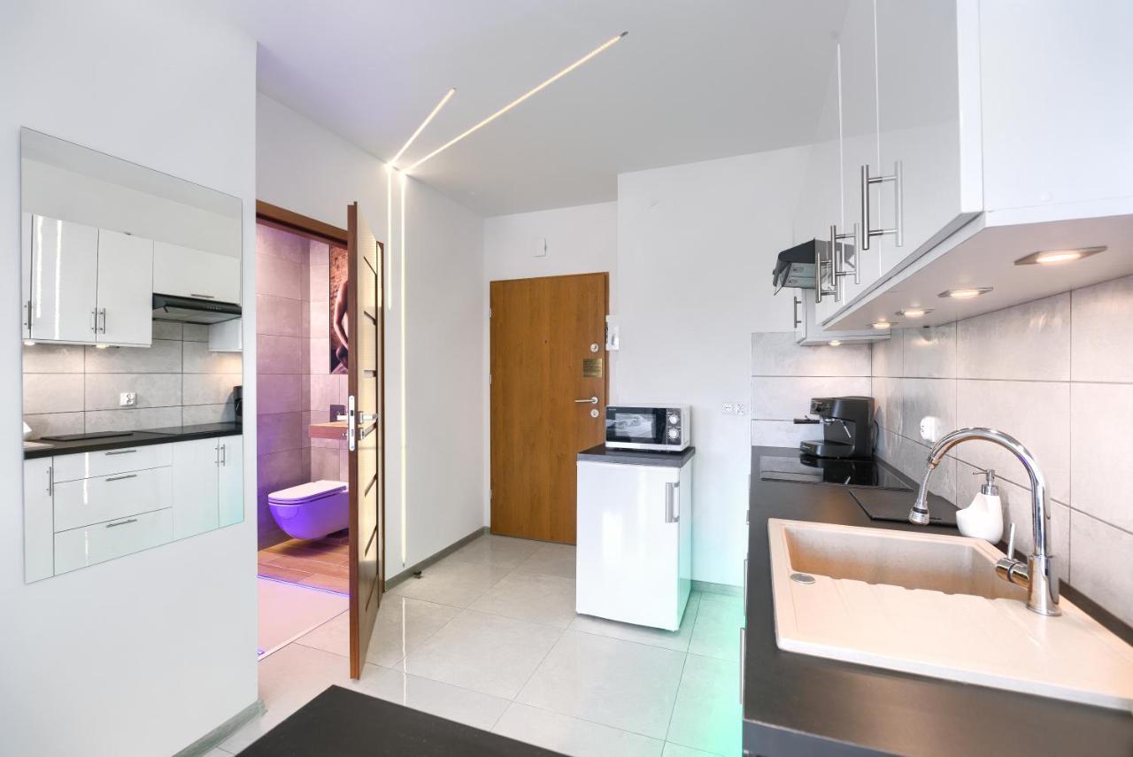 Good Day Apartments- Private Parking New Town Щецин Экстерьер фото